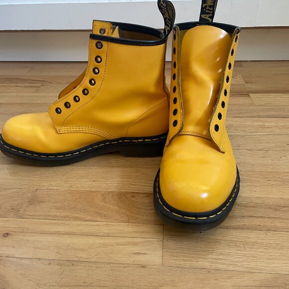 1460 Dr. Marten Boots - Picture 3 of 6